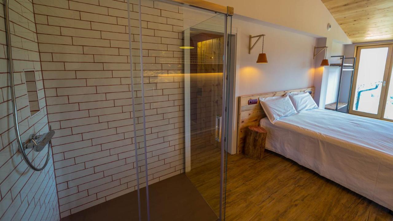 Eco-Apartaments Cal Rossa De Taus Exterior foto